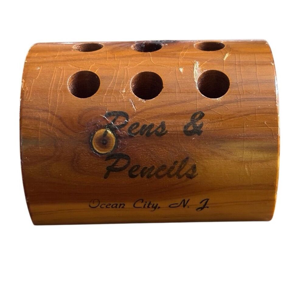 Ocean City NJ Souvenir Wooden 9 Hole Holder For Pens & Pencils